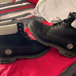Black/Grey Timberland Boots